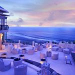 5 Restoran di Bali yang Membuat Pengalaman Makan Malam Anda Ajaib